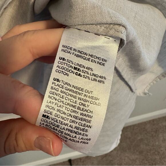 Chico’s Gray Linen Cotton Diamond Embellished Top Blouse 1 Medium - Picture 10 of 13